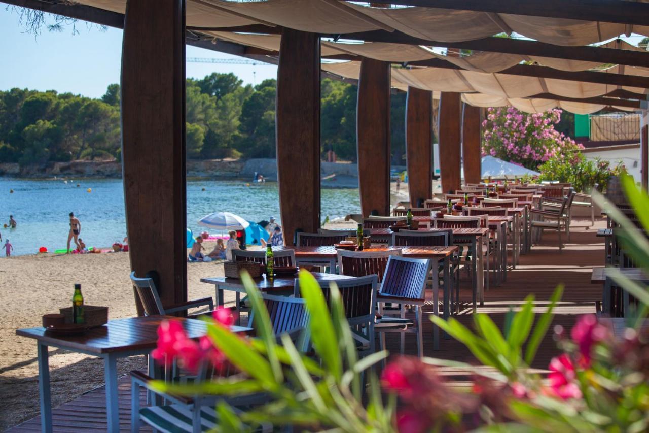 Hotel Tui Magic Life Cala Pada Santa Eularia des Riu Esterno foto